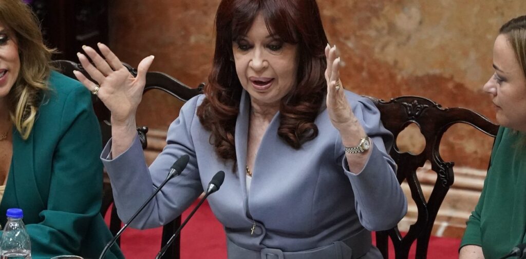 Cristina Kirchner dijo que fue Mauricio Macri el que revocó su sobreseimiento en la causa por la Ruta del Dinero K