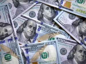 Dólar hoy y dólar blue, EN VIVO: a cuánto cotiza el oficial y cuál es el precio del paralelo este jueves 7 de mayo, minuto a minuto