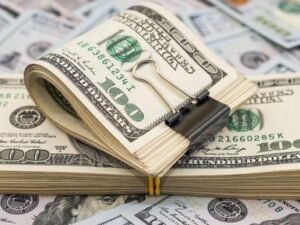 Dólar hoy y dólar blue, EN VIVO: a cuánto cotiza el oficial y cuál es el precio del paralelo este viernes 8 de mayo, minuto a minuto
