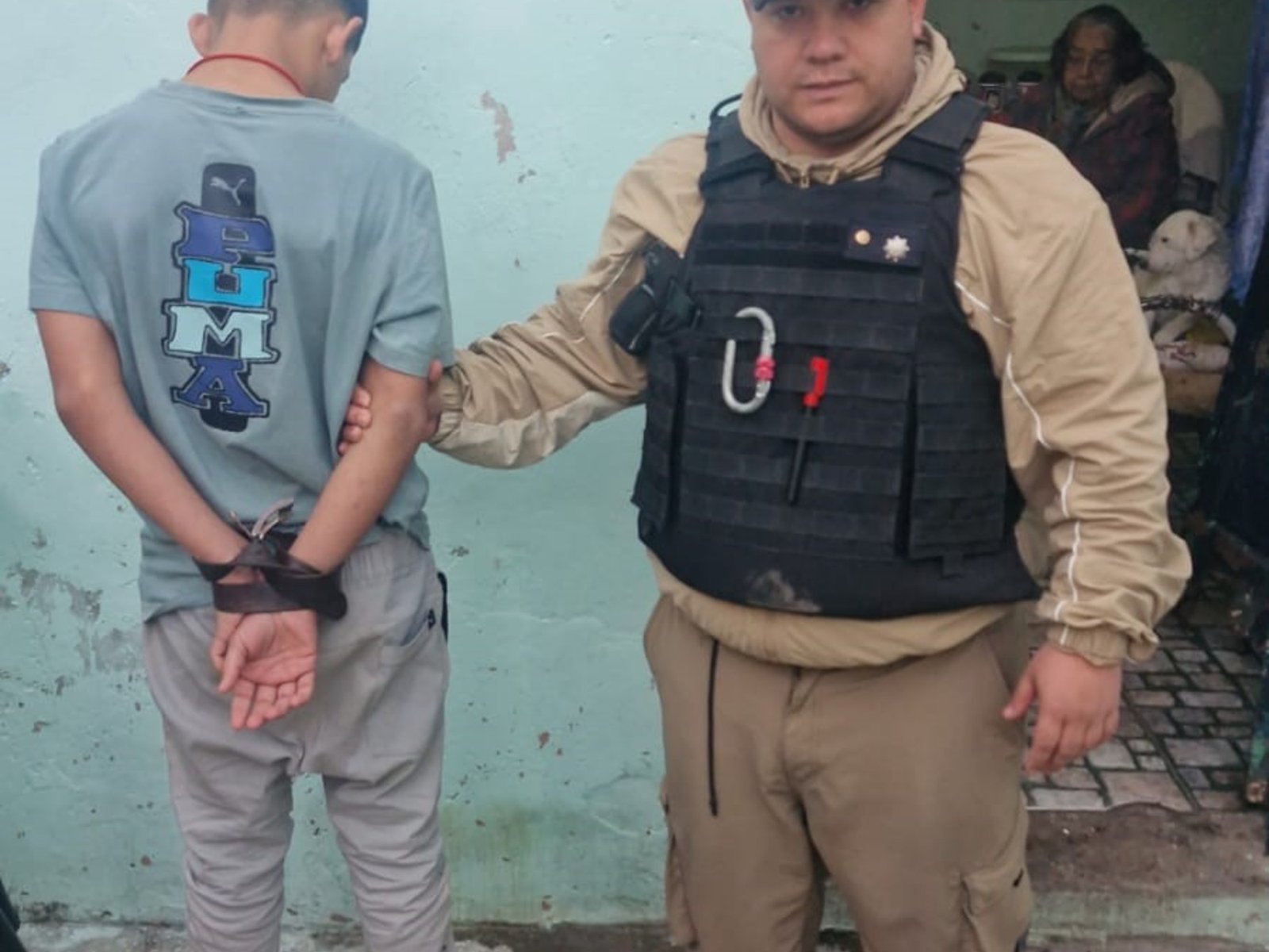 "Arriba los atrevidos": un grupo de menores salía armado a robar autos y cayó por subir todo a sus redes sociales