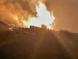 Tragedia en la Vaca Muerta mendocina: explotó un camión cisterna y murieron dos trabajadores petroleros