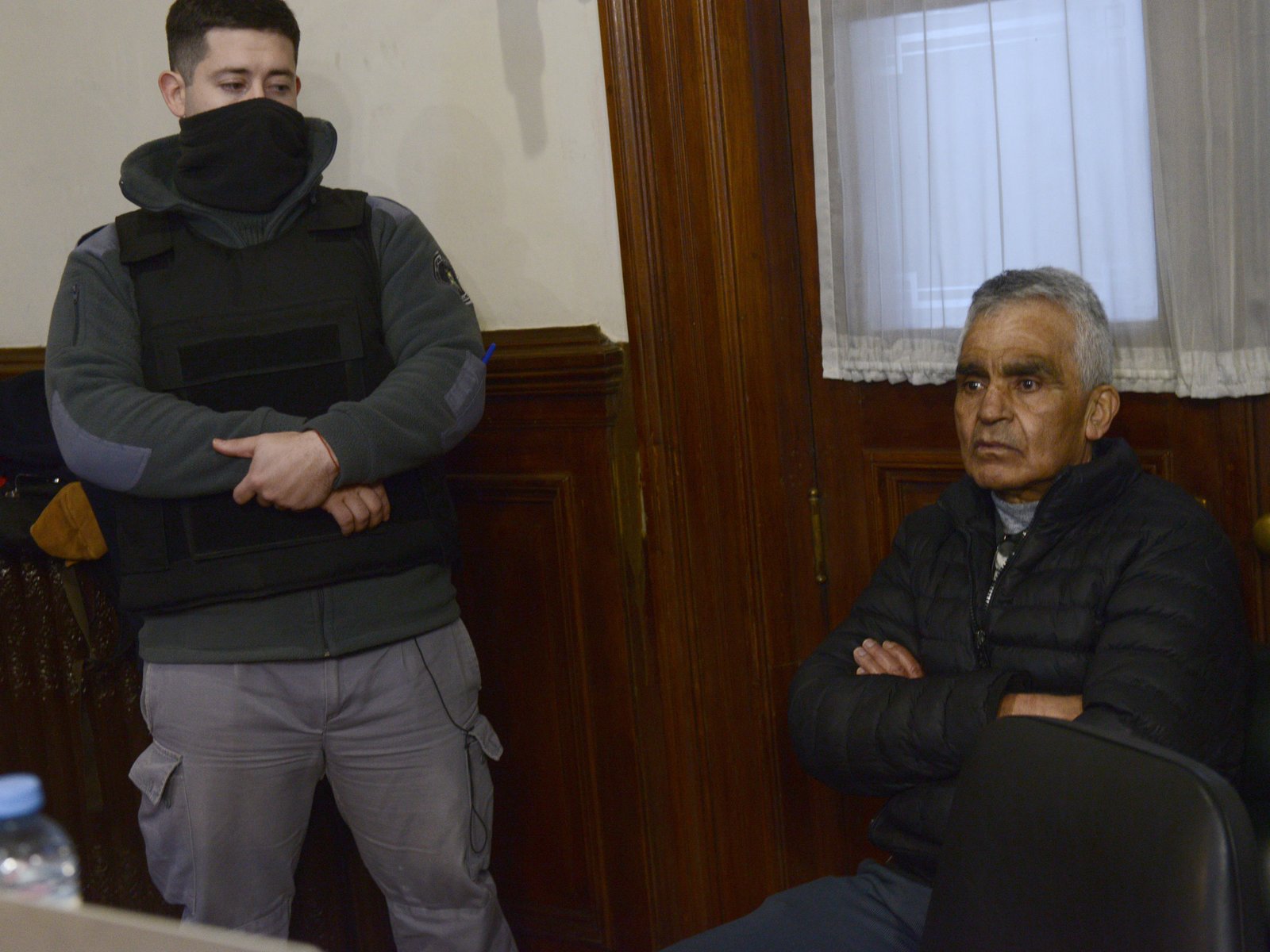 Declararon los primeros policías en llegar al hotel del triple lesbicidio de Barracas: "Alguien les tiró una bola de fuego"