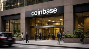 Coinbase prepara 700 despidos, apuesta por la IA y controla costes