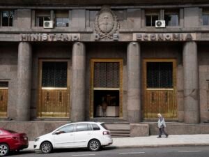 Deuda pública: en abril aumentó US$ 12.846 millones