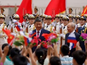 Días después de recibir a Trump, Xi le ofrece té y sonrisas a Putin