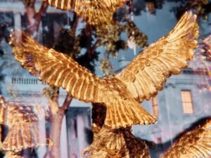 Editorial: Nunca antes se vio un ejemplo de corrupción presidencial como este