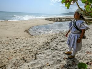 El paraíso bajo terror: la violencia asedia un destino turístico en Colombia