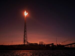 En Venezuela, Trump prometió transparencia. Pero los acuerdos petroleros secretos persisten