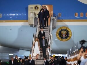 En visita oficial, Trump llegó a Beijing para una crucial cumbre con Xi: ¿Qué busca cada uno?