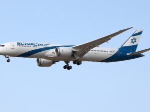 La aerolínea que tendrá vuelos con Israel empezará a operar la ruta en noviembre y puso a la venta los pasajes: cuánto cuestan