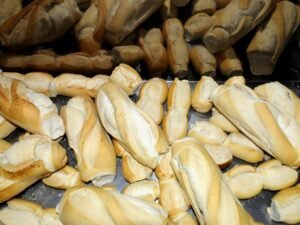 “Menos de una décima parte”: tras la suba del trigo, la Sociedad Rural habló sobre la incidencia que tiene el cereal en el precio del pan
