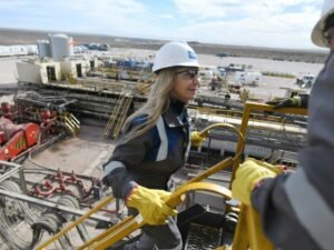 Por el RIGI, Javier Milei cancela el “decreto Chevron”, que impulsó a Vaca Muerta