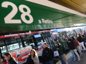 ¿Boleto mínimo de colectivo a más de $ 800? El Gobierno prepara un salto pero teme por el efecto sobre la inflación