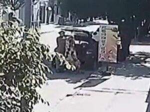 Caso Agostina Vega: el video que muestra a Barrelier y Andreani con el Ford Ka negro después del crimen