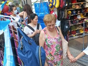 Cuántos ingresos se necesitan en la Ciudad de Buenos Aires para ser de clase media