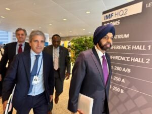 Dólares frescos: el Banco Mundial votará hoy una garantía financiera para que Caputo consiga US$ 4.000 millones