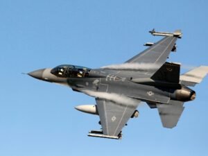 EE.UU. planea retirar un tercio de los aviones de combate que suministra a la OTAN para Europa