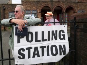 Elecciones parciales en Inglaterra: la batalla electoral que podría terminar con Keir Starmer como primer ministro