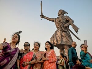 La derecha hindú de la India tiene un nuevo héroe: un rey guerrero del siglo XVII