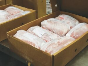 Las exportaciones de carne de cerdo saltaron 161% y las de huevos casi un 29% en el primer cuatrimestre
