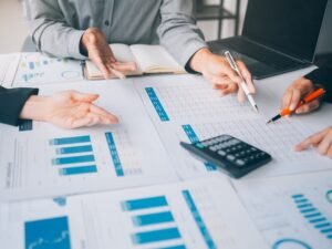 Planes de alivio para familias endeudadas: qué ayudas ofrecen los bancos Provincia, Nación y la Ciudad