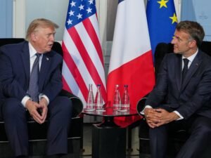 Trump llegó a Francia para la Cumbre del G7, marcada por el acuerdo entre Estados Unidos e Irán