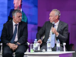 YPF cerró un acuerdo con Mindlin y Sielecki para industrializar gas de Vaca Muerta por US$ 3.000 millones