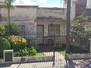 Hallan a una mujer de 83 años asesinada a golpes debajo de su casa en Córdoba: siguen la pista de un asesino que “se aprovechó de su confianza”
