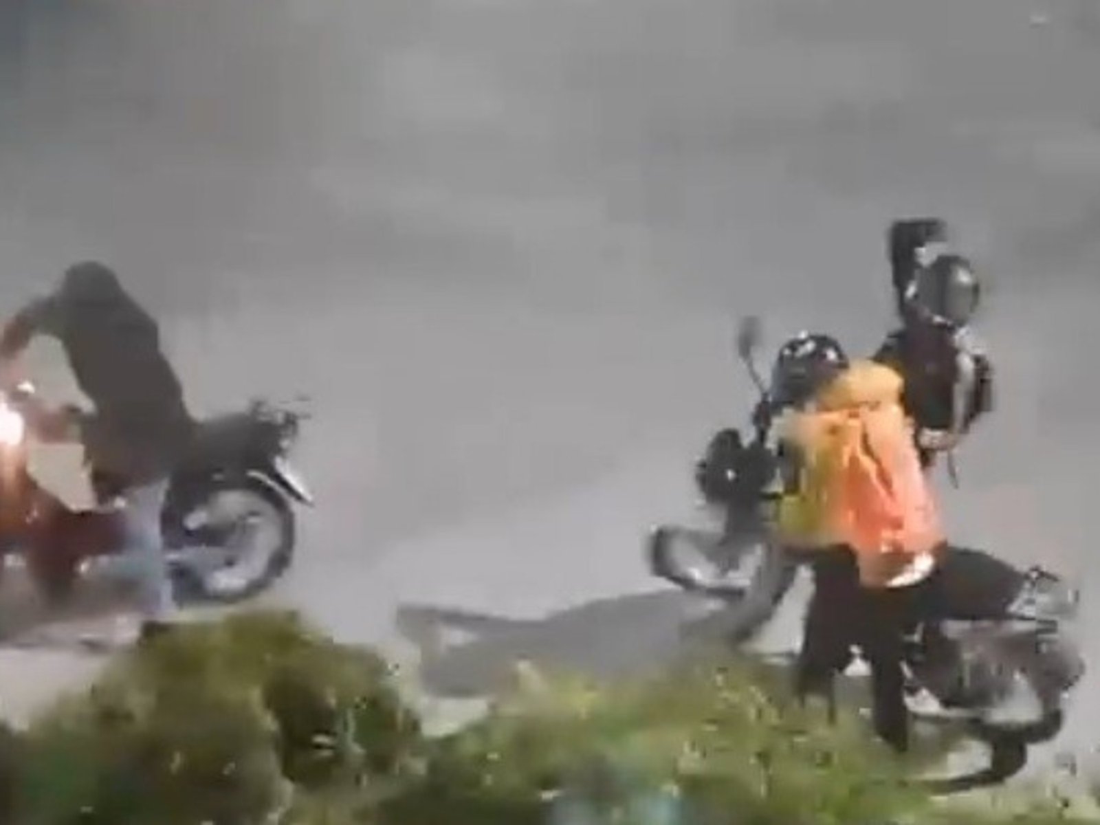 Inseguridad en Quilmes: ataque motochorro a un repartidor fue abortado por los propios vecinos que reaccionaron en su defensa