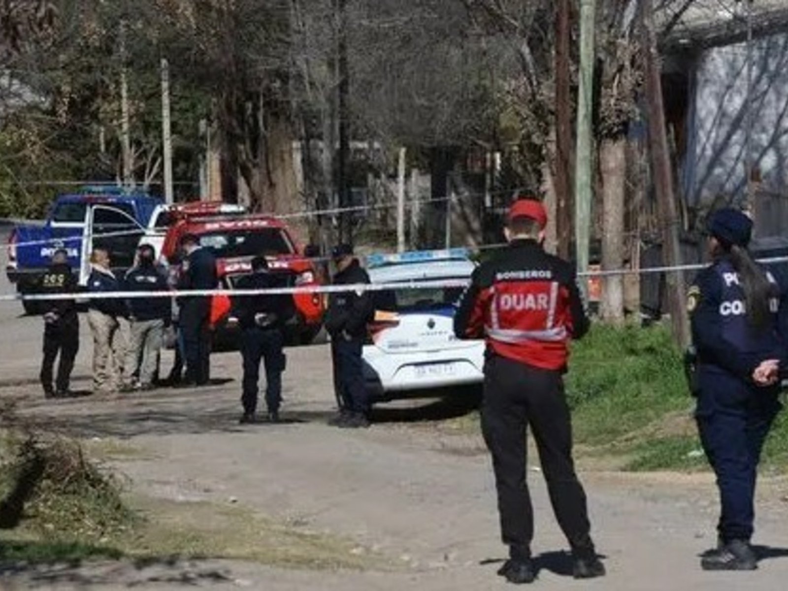 Brutal femicidio: hace un año lo condenaron por hostigar y agredir a su pareja, que era su prima, violó las restricciones y la mató de una puñalada
