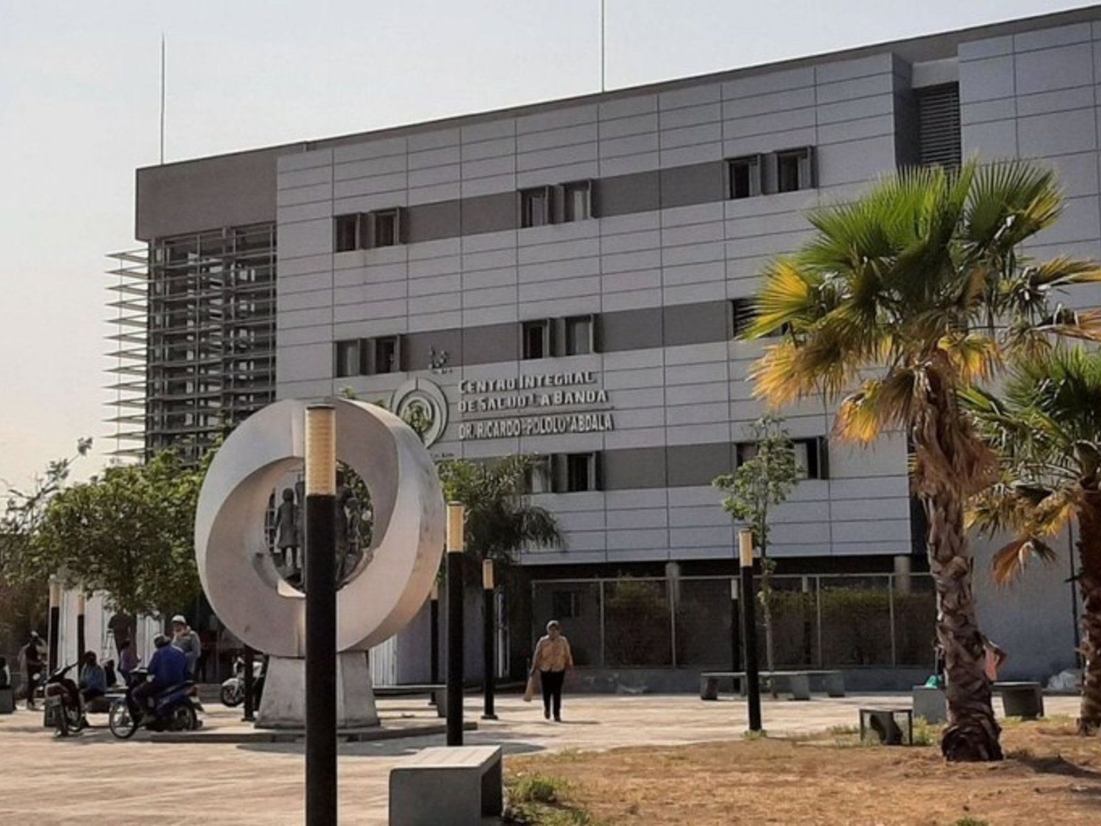 Detuvieron a un hombre que cuidaba a su esposa internada con quemaduras: era él quien la había prendido fuego