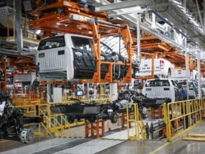 Autos: una rebaja impositiva con poco peso en la “mochila” exportadora