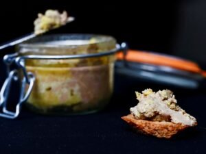 Brasil prohibió el foie gras y desató la furia de Francia por uno de sus símbolos gastronómicos