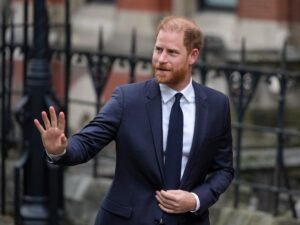 El diario Daily Mail reclama al príncipe Harry una indemnización de más de 13 millones de dólares por hacerle juicio