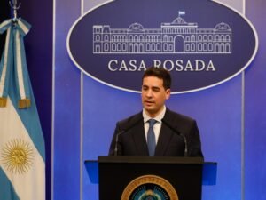 El vocero presidencial habló del dólar: “Que llegue a $ 1.800 en los próximos meses es una posibilidad”