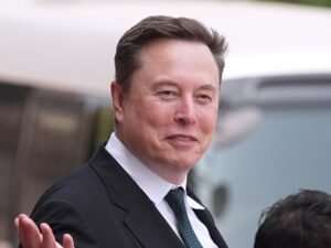 Elon Musk tuvo que ceder ante la Unión Europea para evitar una multa millonaria