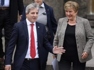 Georgieva, íntima: su pasado en un país comunista, el consejo sobre los dólares y el chiste a Caputo