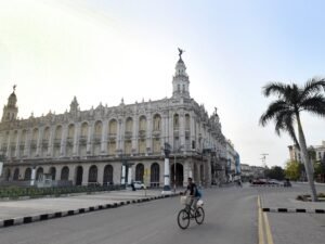 Más reformas en Cuba: ahora elimina los límites de entrega de tierra y los tiempos de uso