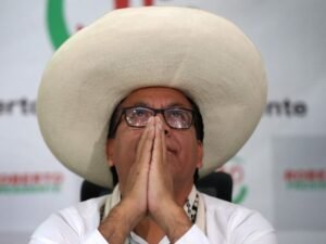 Perú: el ex candidato Roberto Sánchez anunció una coalición parlamentaria para “recuperar la democracia”