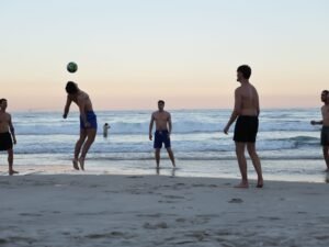 Pese al Mundial en junio cayó 22% la salida de argentinos por turismo