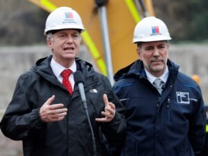 Temporal en Chile: José Antonio Kast avisa que “se vienen días de emergencia” y pide no viajar a la costa ni a la cordillera