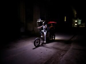 Tras un fin de semana crítico, Cuba sufre un apagón total