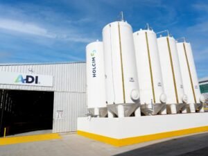 Un gigante suizo apuesta a la reactivación de la construcción e invirtió US$ 1,2 millones en una nueva planta en Córdoba