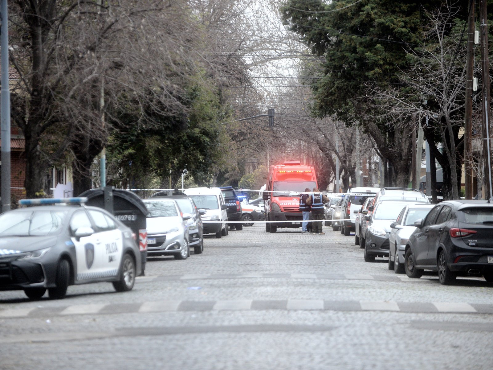 "Impresionados por lo que pasó": Villa Devoto, el barrio "tranquilo" que despertó con un femicidio y no sale de la conmoción y el horror