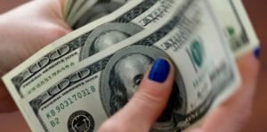 Dólar hoy: a cuánto cotizan el oficial y sus diferentes tipos de cambio este martes 18 de agosto
