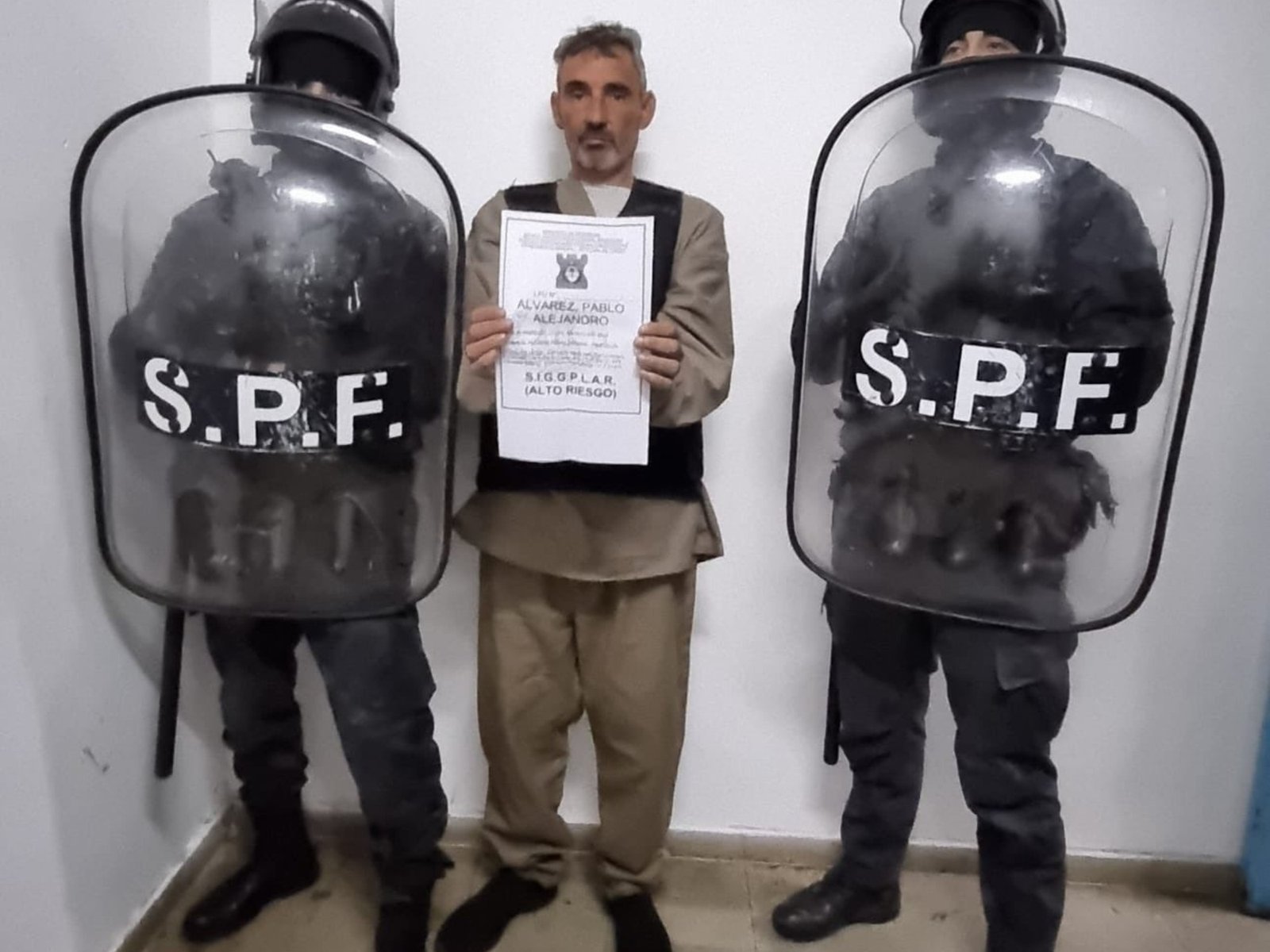 Cómo operaba la banda narco con la que "Bebote" Álvarez terminó de nuevo en prisión: mulas desde Barcelona y aceite de oliva para disimular