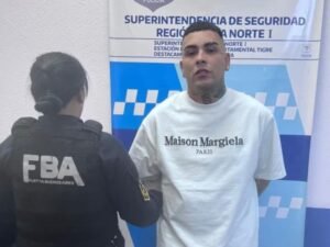 Detuvieron al cantante de RKT Callejero Fino en Tigre: llevaba una pistola con la numeración limada y andaba en una camioneta sin patente