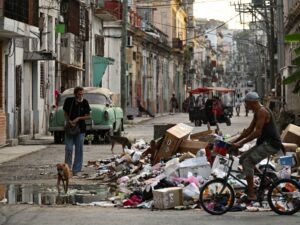 Crisis en Cuba: La Habana se derrumba por los apagones, el éxodo y una profunda incertidumbre sobre su futuro