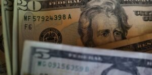Dólar blue hoy: a cuánto cotiza este domingo 16 de agosto