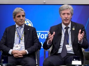 El Central dio a conocer la letra chica de las nuevas reglas que permitirán a los bancos prestar más dólares a empresas